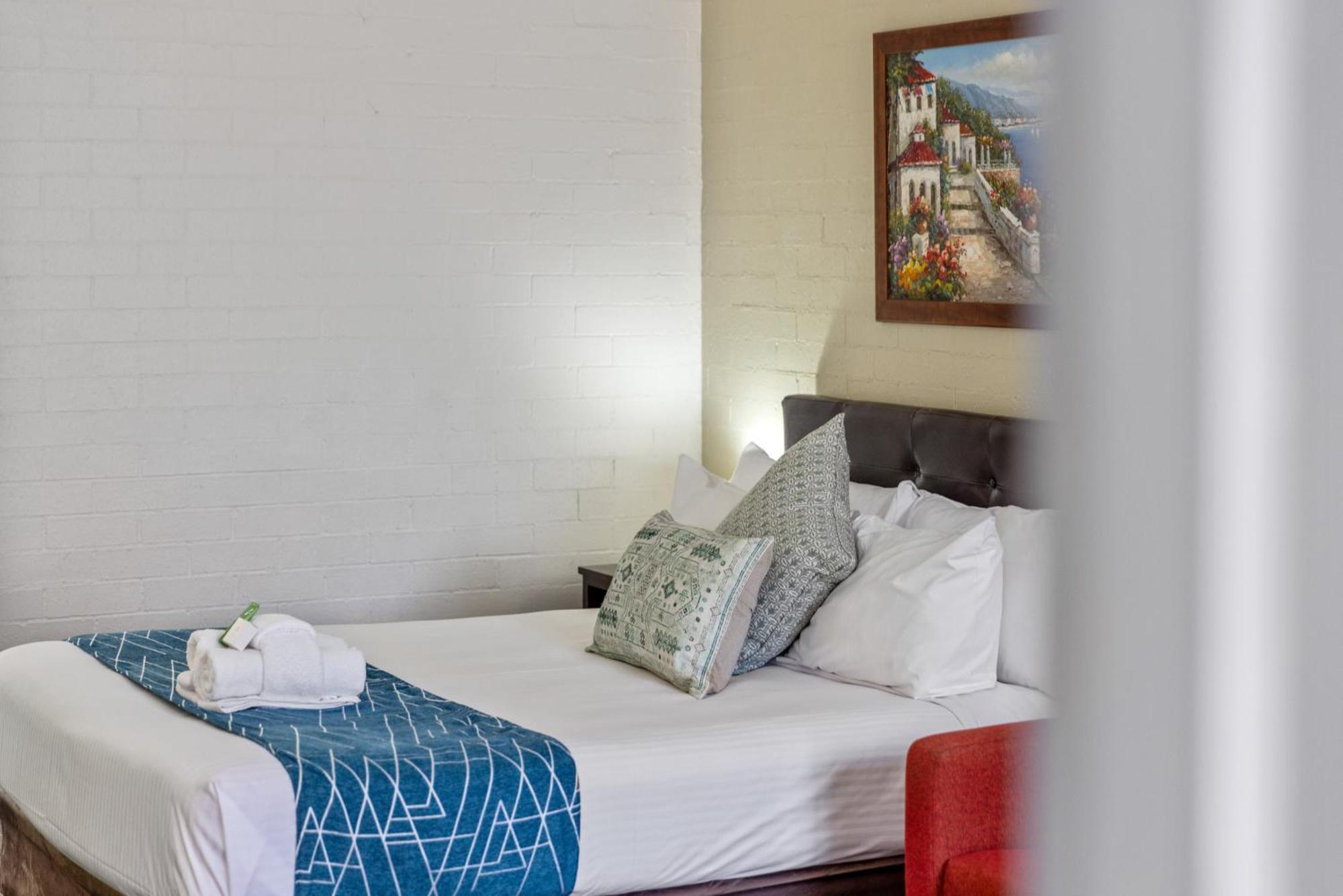 Sanctuary Resort Motor Inn Κοφς Χάρμπουρ Εξωτερικό φωτογραφία