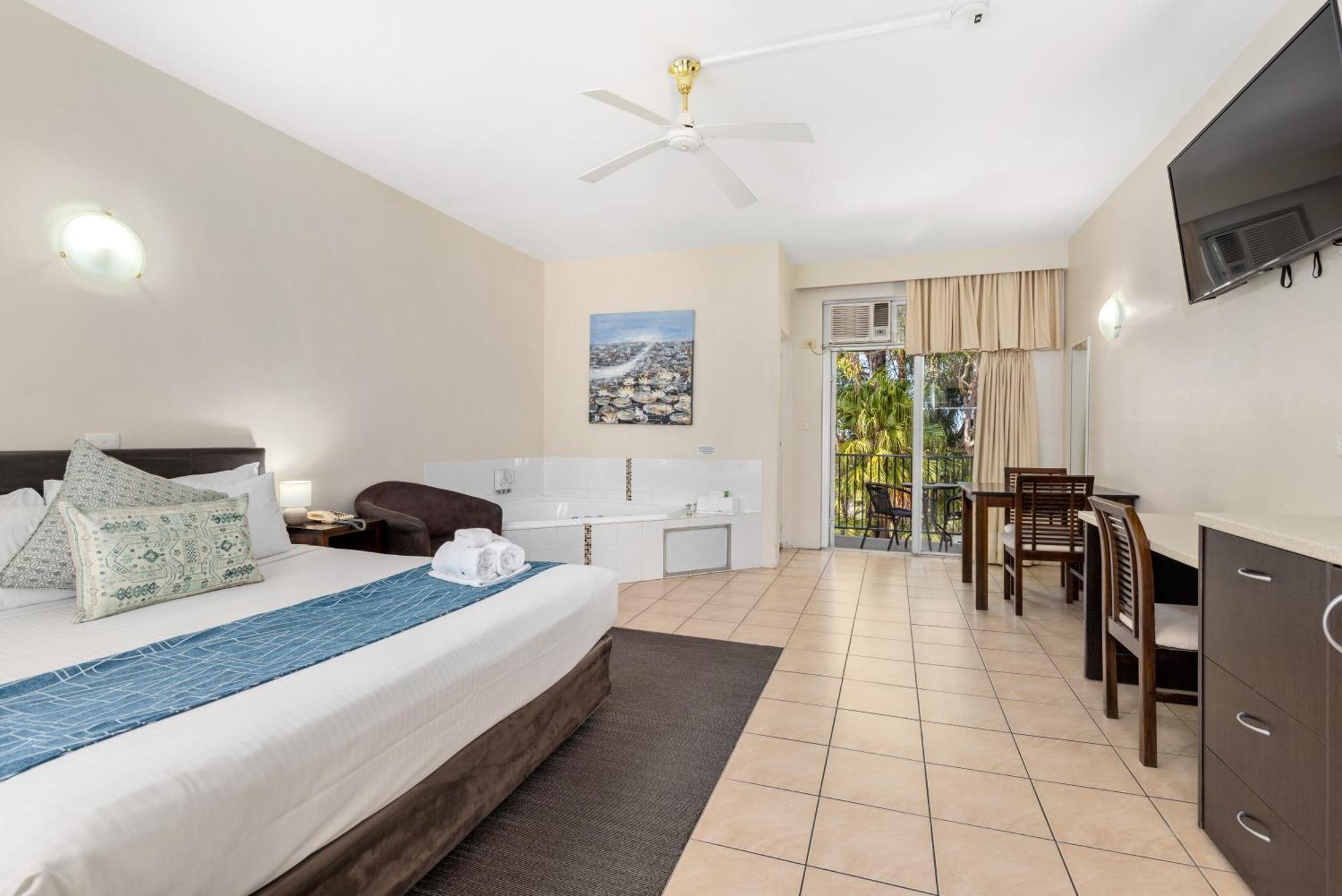 Sanctuary Resort Motor Inn Κοφς Χάρμπουρ Εξωτερικό φωτογραφία