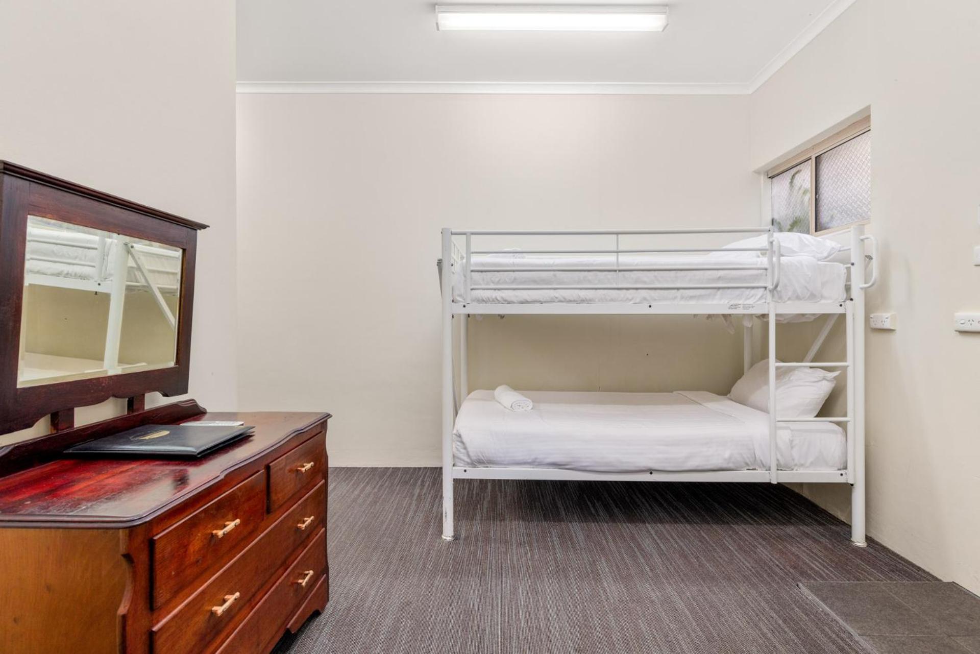 Sanctuary Resort Motor Inn Κοφς Χάρμπουρ Εξωτερικό φωτογραφία