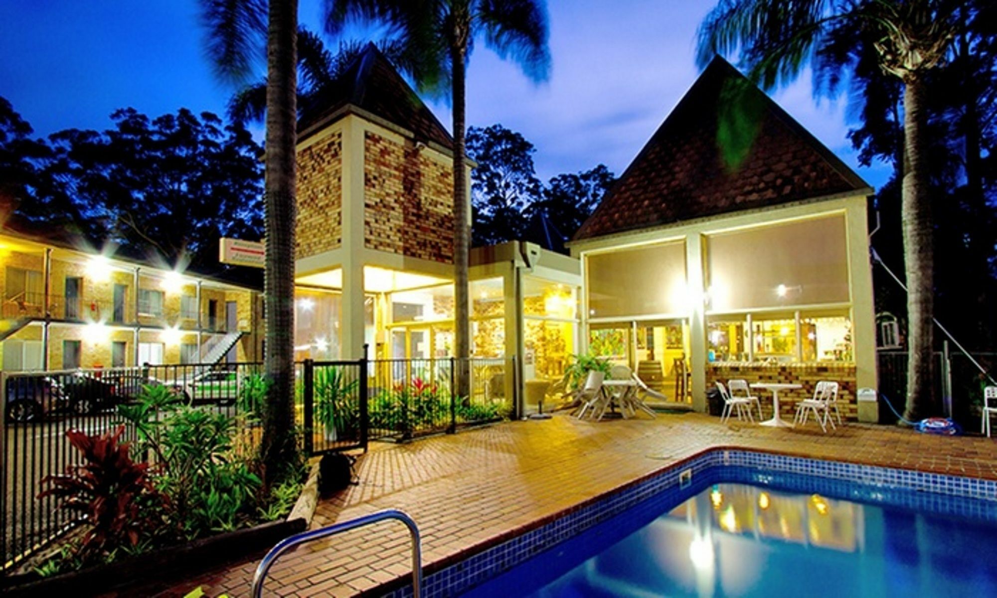 Sanctuary Resort Motor Inn Κοφς Χάρμπουρ Εξωτερικό φωτογραφία